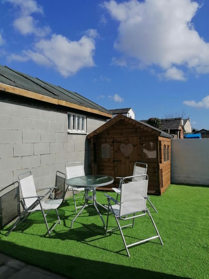 Chota Gher Apartment Widnes Exterior photo